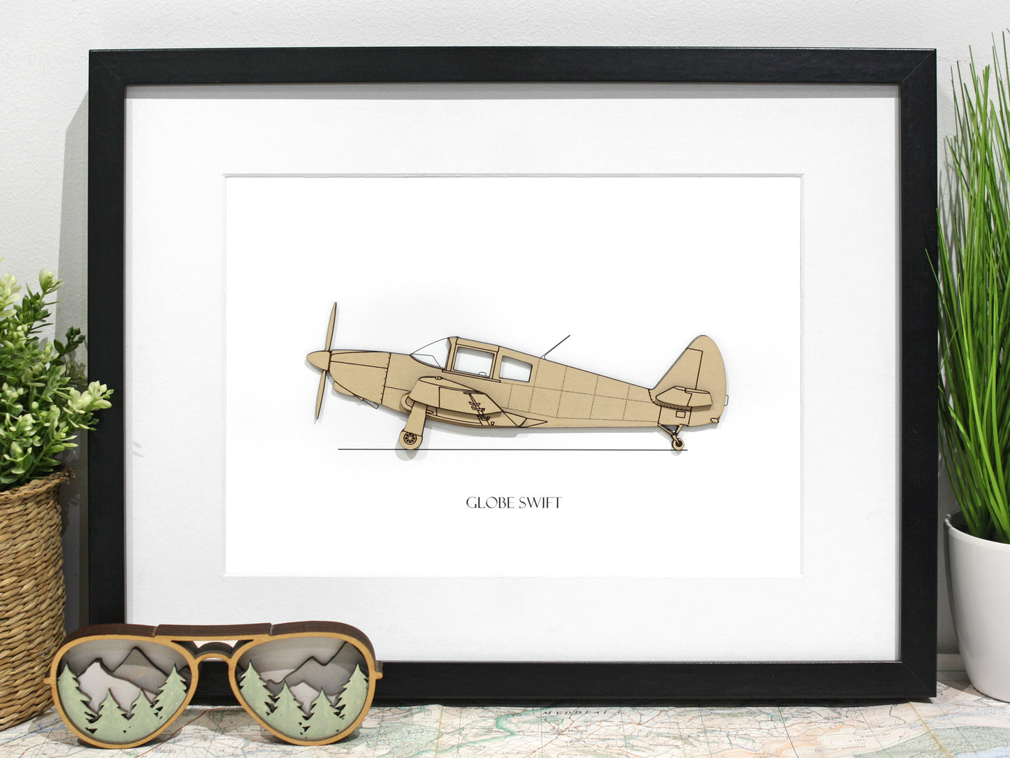 Globe Swift pilot gifts