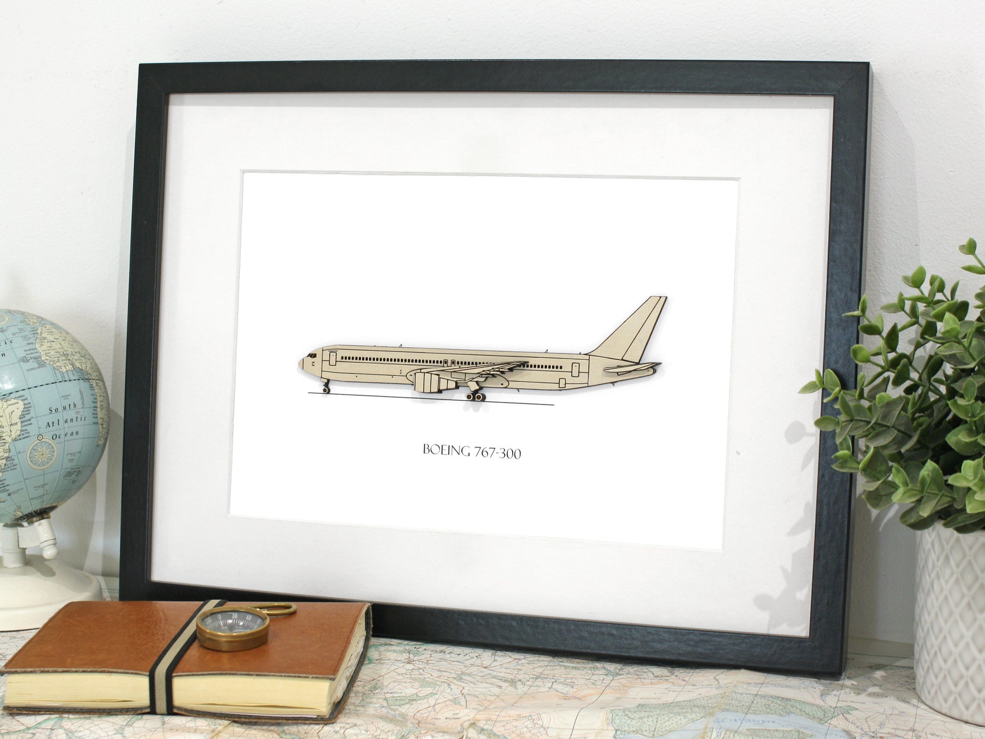 Boeing 767-300 aviation gifts