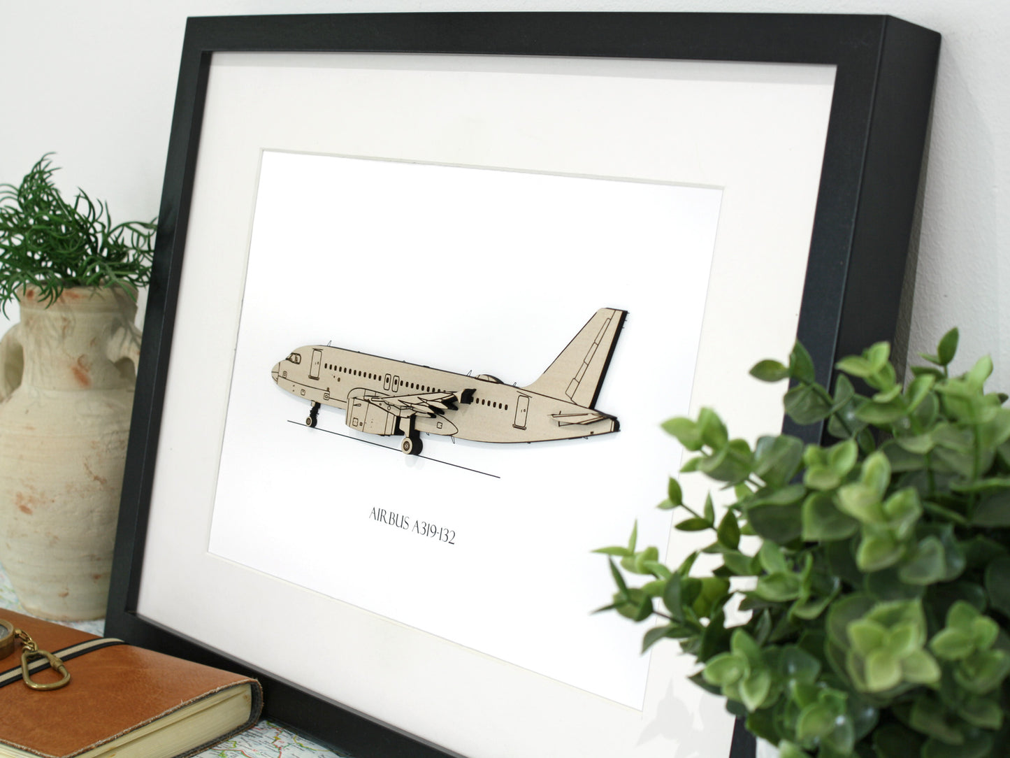 Airbus A319-132 pilot gifts