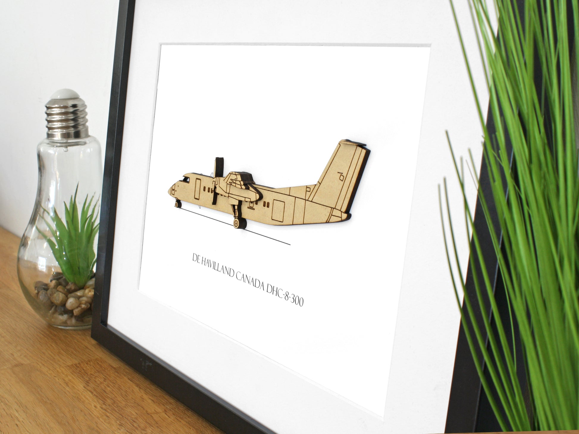 DHC-8-300 aviation gifts